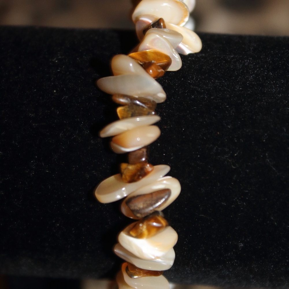 GORGEOUS ELASTIC SHELL BRACELET